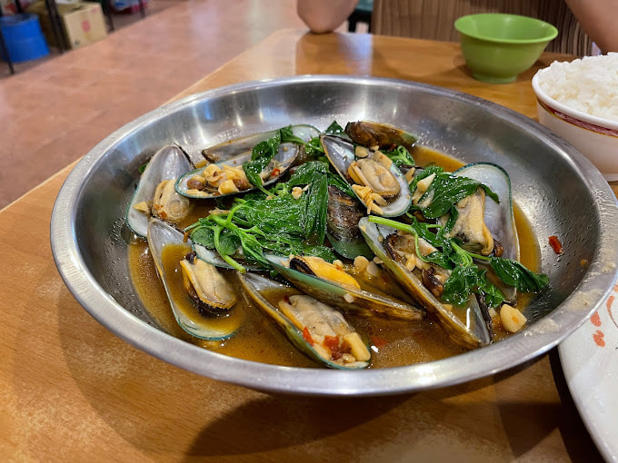 余家孔雀蛤大王總店5